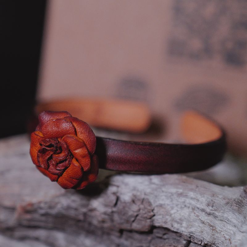 Amber Rose Wristband