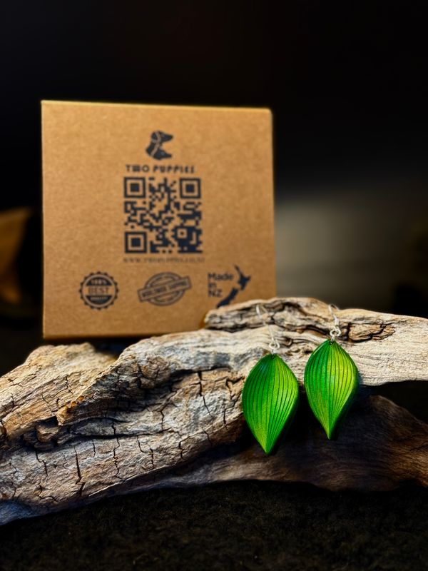 Springwake Leaves Leather Drop Earrings (Double Sided) Springwake Leaves Leather Drop Earrings (Double Sided)