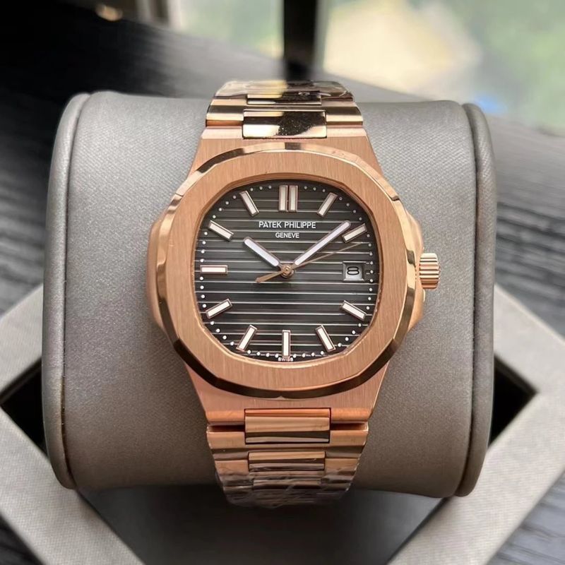 PATEK PHILIPPE NAUTILUS