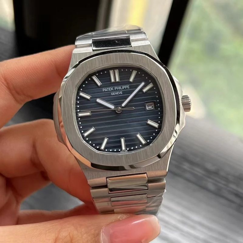 PATEK PHILIPPE NAUTILUS