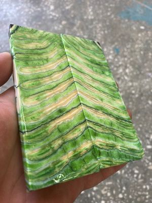 Mammoth tooth scales stabilized pair for knifehandl and handmade
#mammoth #tusk #mammothscales #mammothblock #knifehandlematerial #knifemakingcommunity #knifehandles #knifemakingsupplies #knifescales 