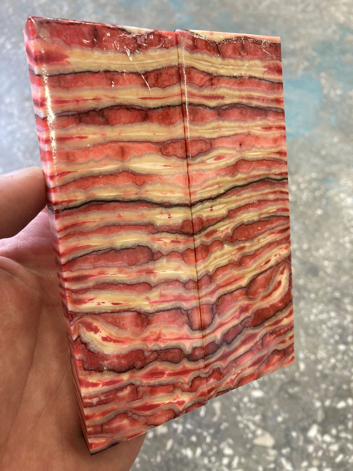 Mammoth tooth scales stabilized pair for knifehandl and handmade
#mammoth #tusk #mammothscales #mammothblock #knifehandlematerial #knifemakingcommunity #knifehandles #knifemakingsupplies #knifescales 