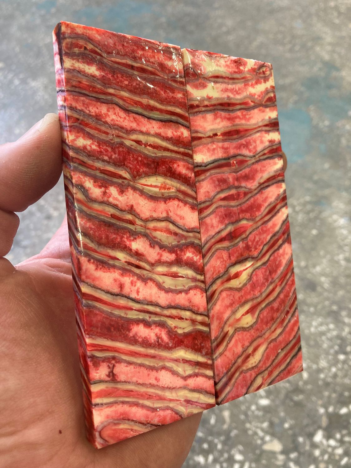 Mammoth tooth scales stabilized pair for knifehandl and handmade
#mammoth #tusk #mammothscales #mammothblock #knifehandlematerial #knifemakingcommunity #knifehandles #knifemakingsupplies #knifescales 