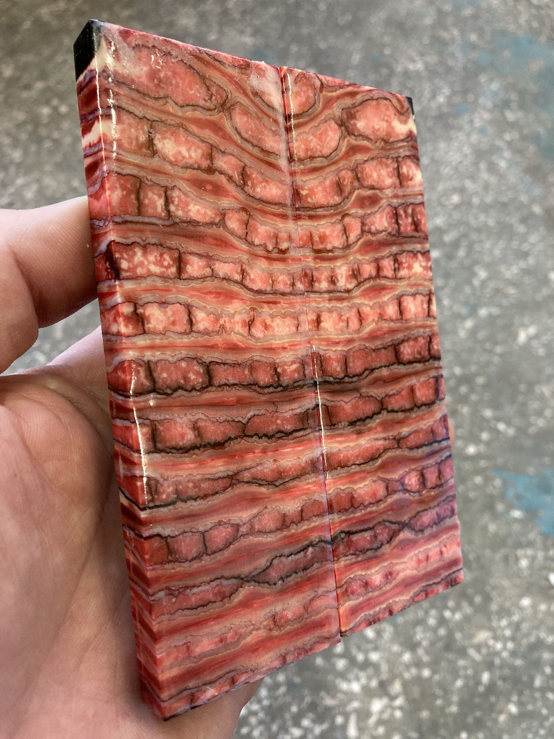 Mammoth tooth scales stabilized pair for knifehandl and handmade
#mammoth #tusk #mammothscales #mammothblock #knifehandlematerial #knifemakingcommunity #knifehandles #knifemakingsupplies #knifescales 