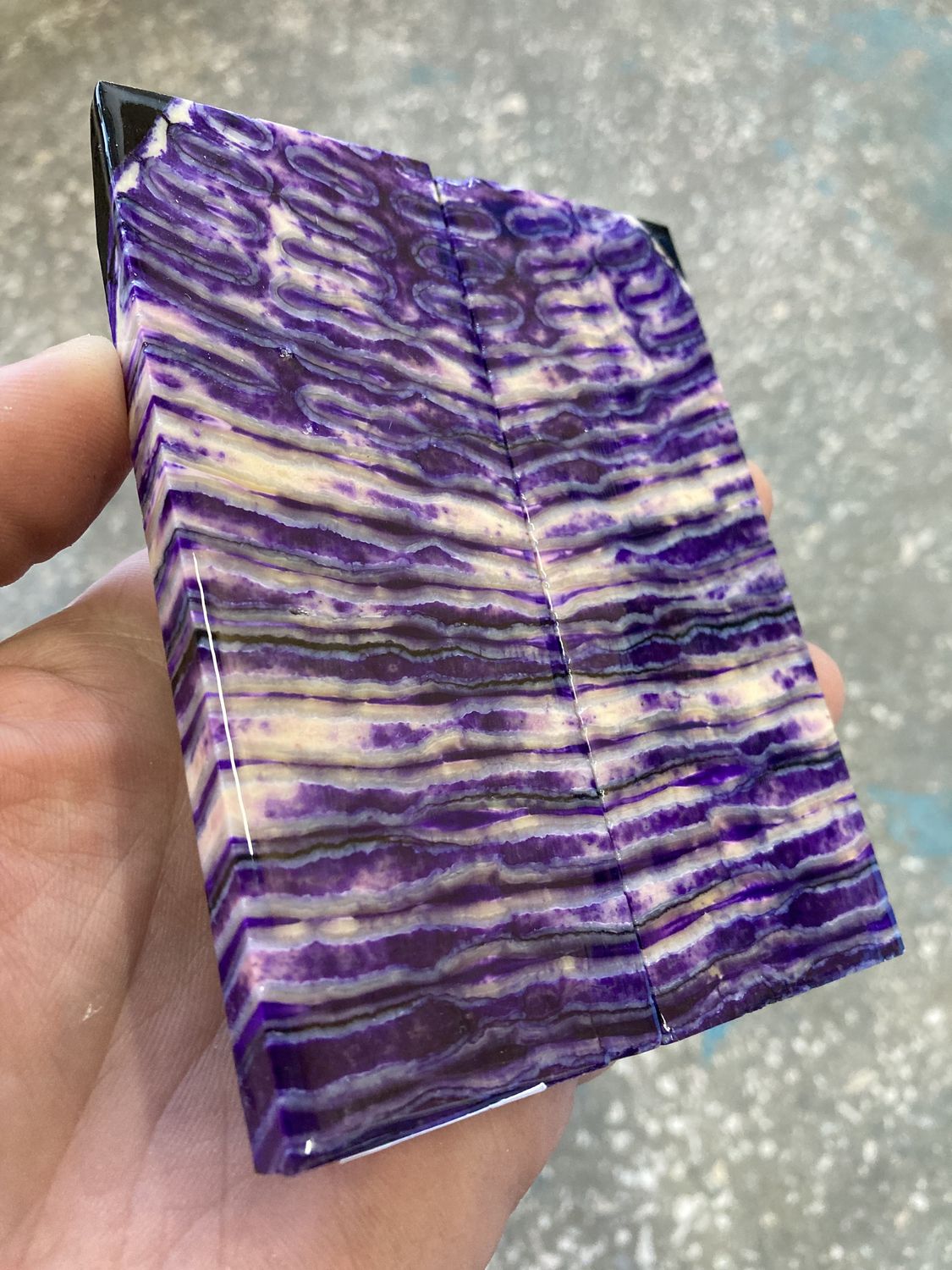 Mammoth tooth scales stabilized pair for knifehandl and handmade
#mammoth #tusk #mammothscales #mammothblock #knifehandlematerial #knifemakingcommunity #knifehandles #knifemakingsupplies #knifescales 