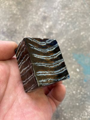 Mammoth tooth block stabilized for knifehandl and handmade
#mammoth #mammothscales #mammothblock #knifehandlematerial #knifemakingcommunity #knifehandles #knifemakingsupplies #knifescales 
