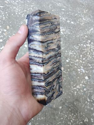 Mammoth tooth block stabilized for knifehandl and handmade
#mammoth #mammothtooth #knifehandl​