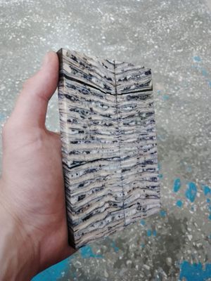 Mammoth tooth scales stabilized pair for knifehandl and handmade
#mammoth #tusk #mammothscales #mammothblock #knifehandlematerial #knifemakingcommunity #knifehandles #knifemakingsupplies #knifescales 
