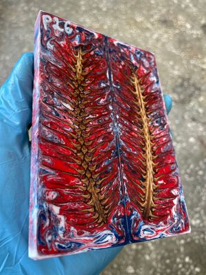 Pinecone in resin scales for knifehandl or handmade
#pinecone #pine #cone #spruce #knifehandl #knifehand