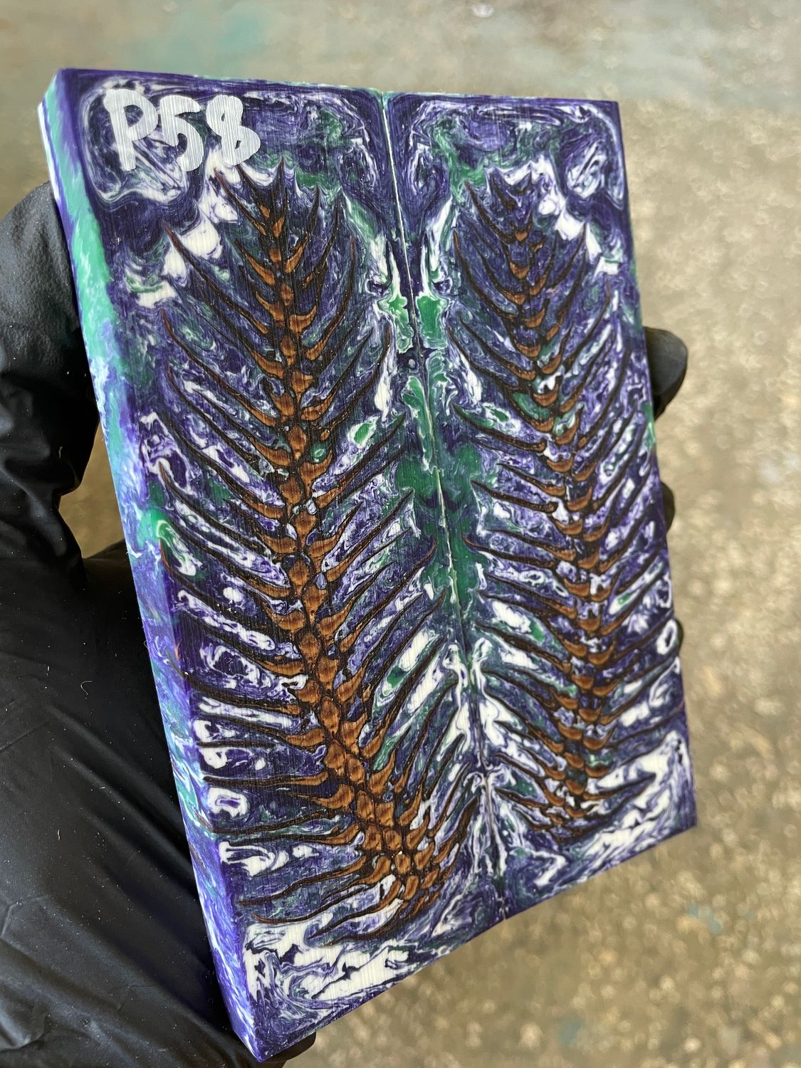 Pinecone in resin stabilized pair scales pine cone sprice for knifehand P58