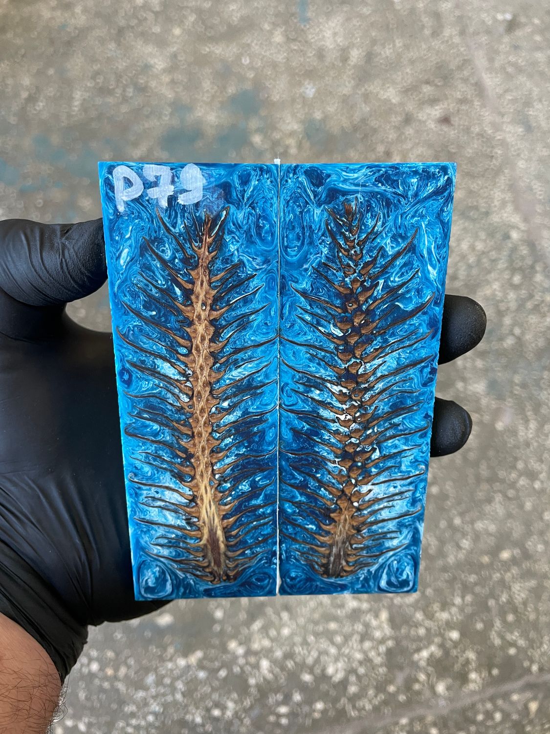 Pinecone resin pair scales for knife P79