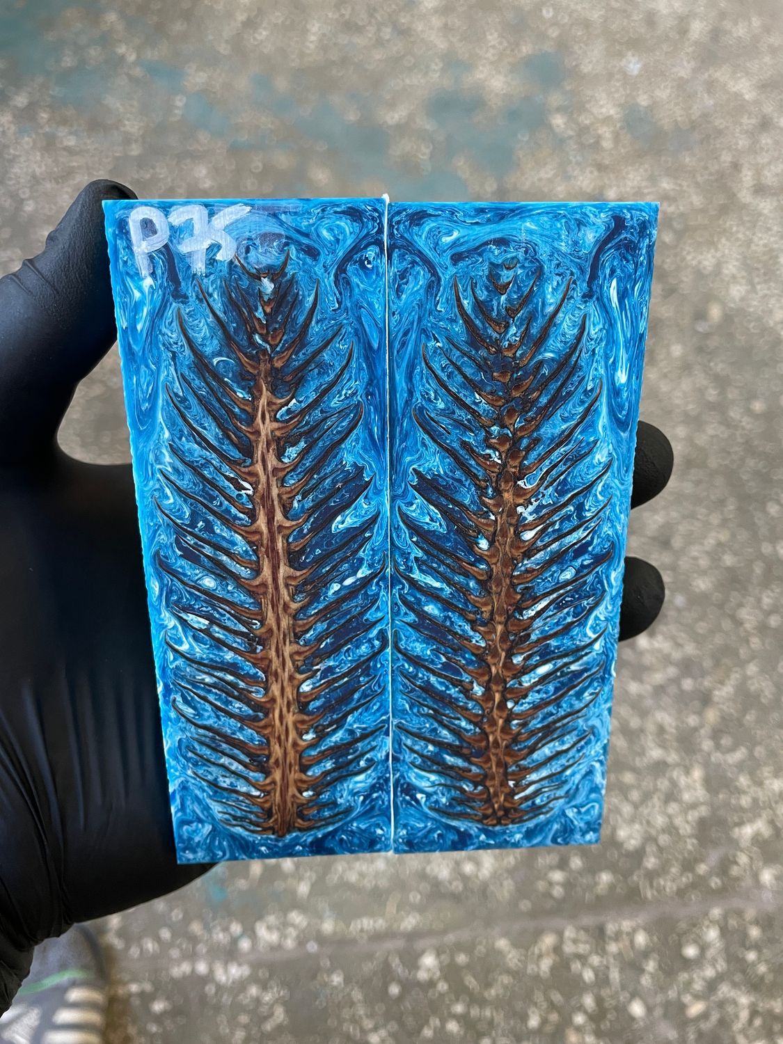 Pinecone resin pair scales for knife P75