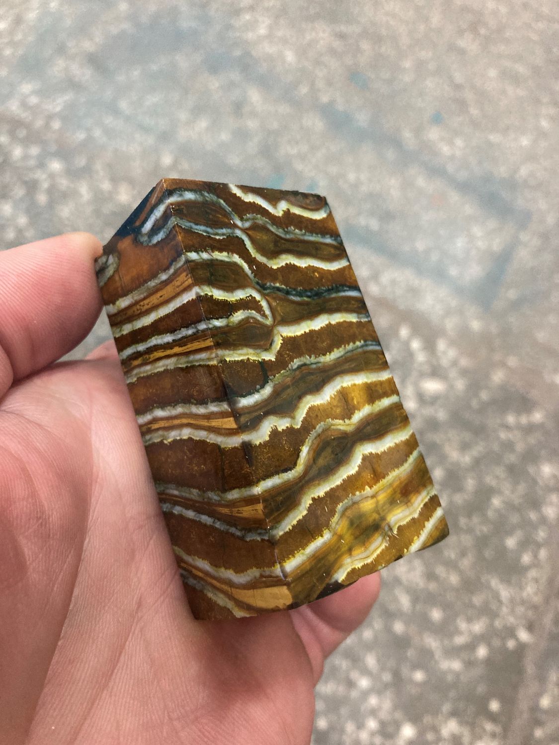 mammoth tooth stabilized spacer block for knife handle T547