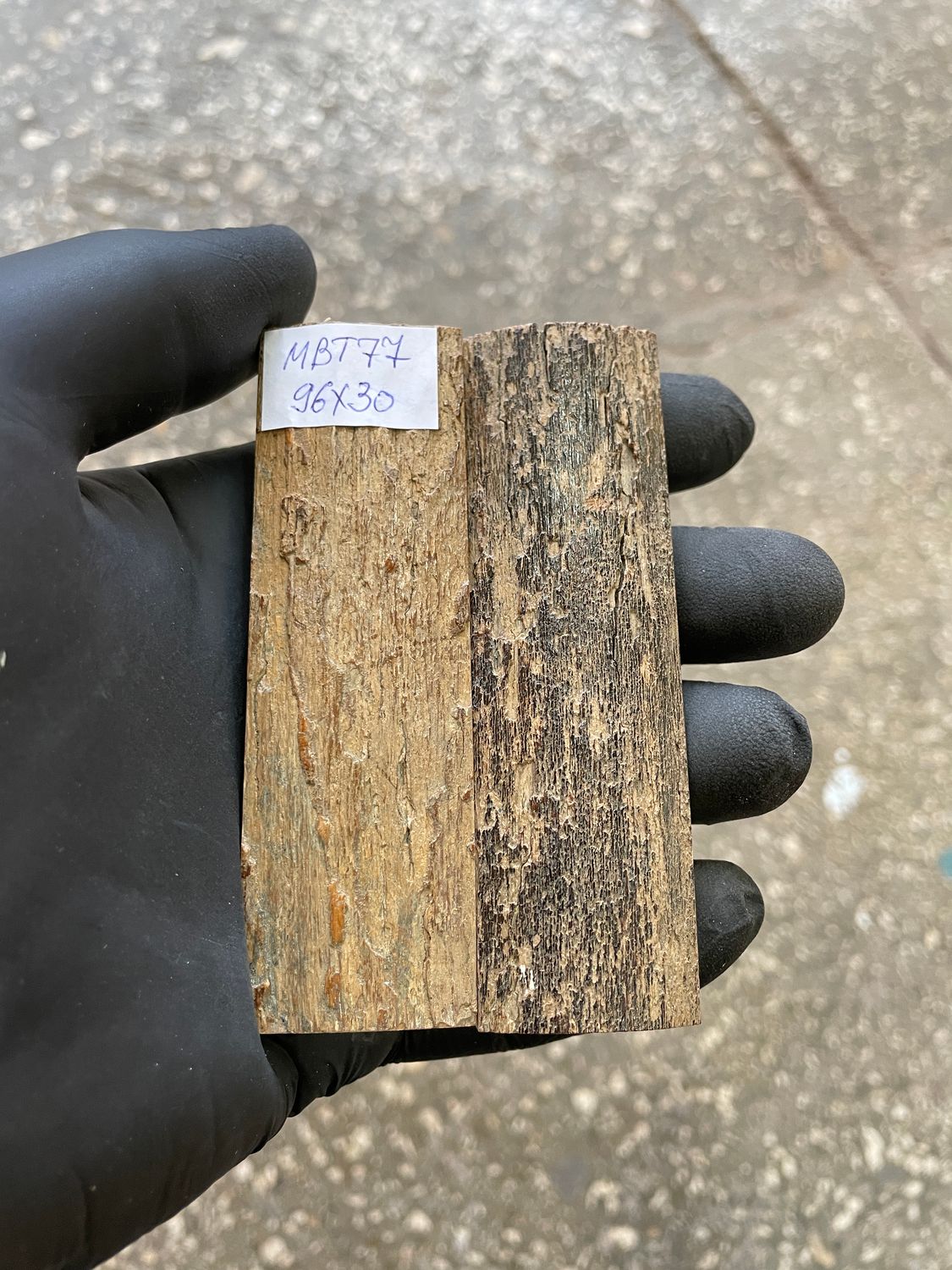 mammoth bark scales pair for knife handle MBT77