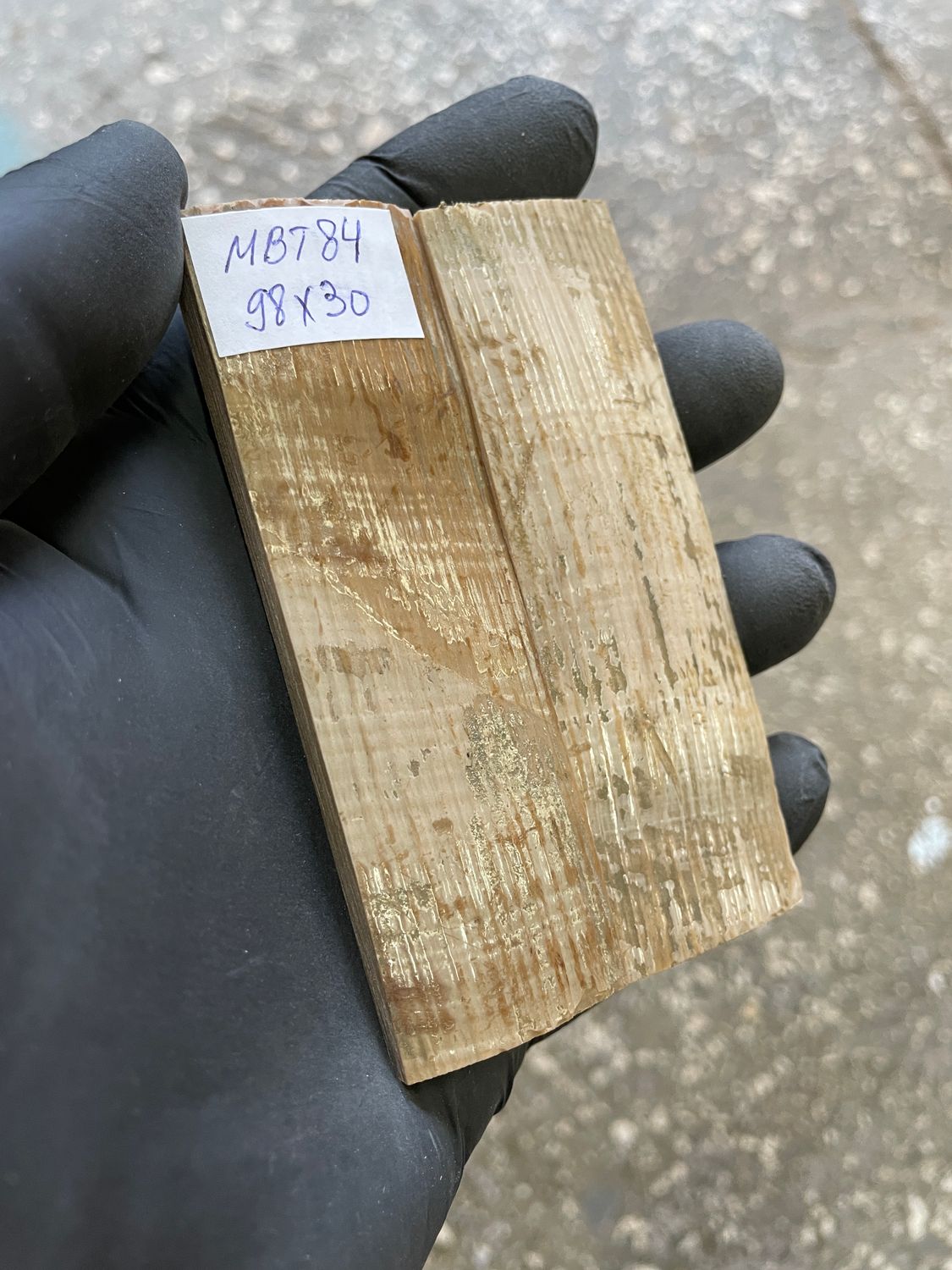 mammoth bark scales pair for knife handle MBT84