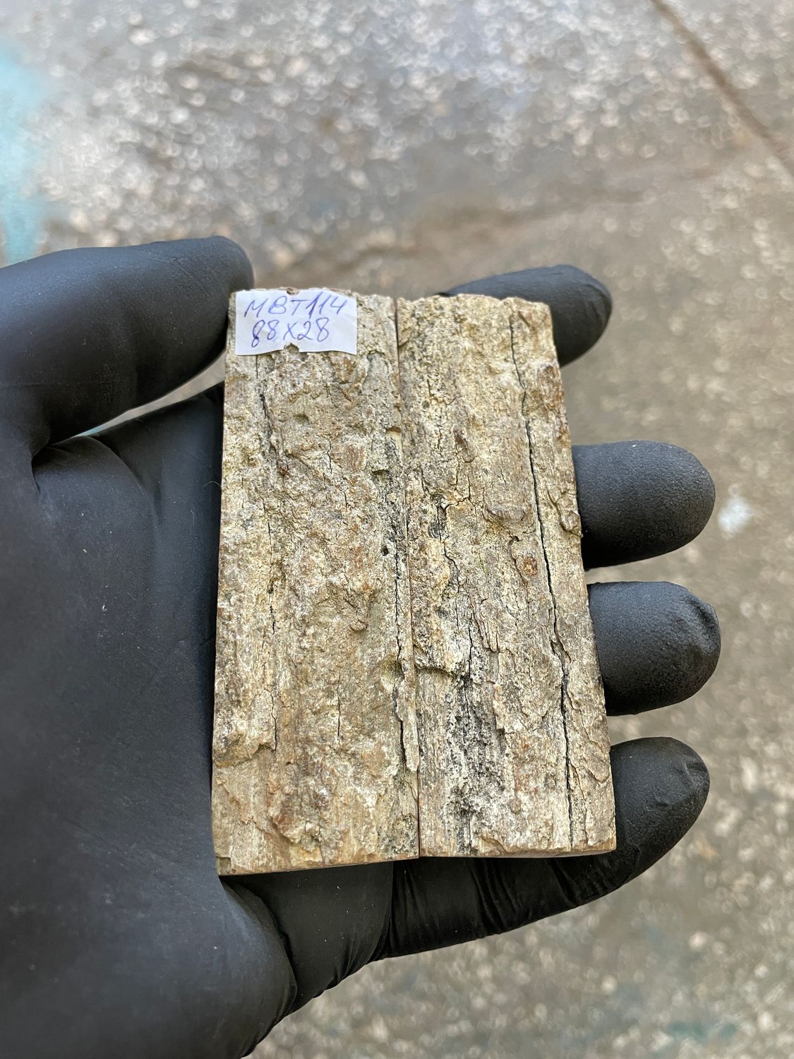 mammoth bark scales pair for knife handle MBT114