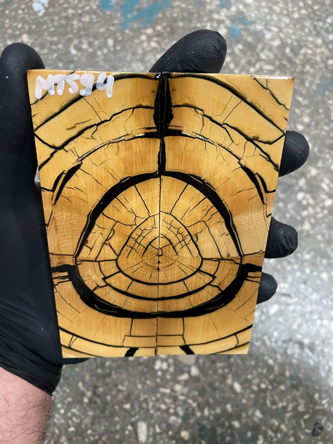 Mammoth tusk scales for knifehandle  5.19-1.81-0.39 inch MTS94