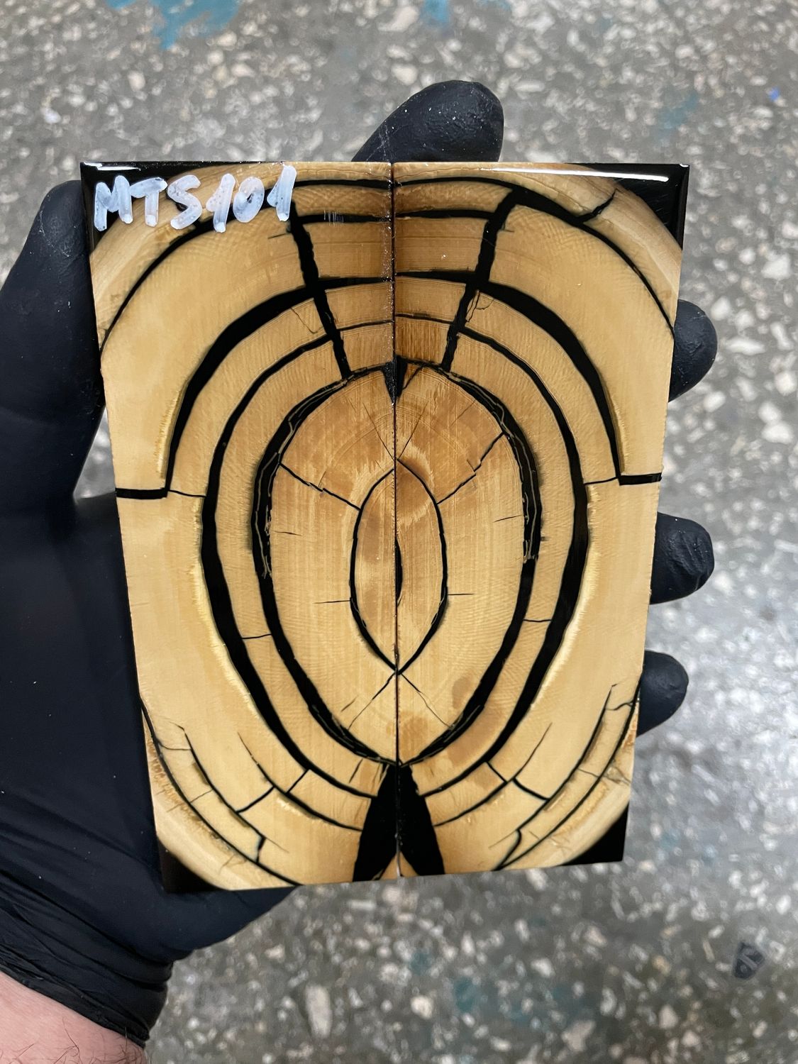 Mammoth tusk scales for knifehandle  5.19-1.85-0.43 inch MTS101