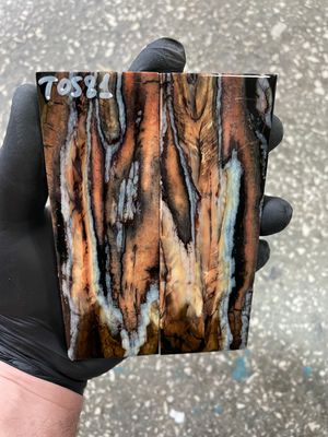 Mammoth tooth scales pair stabilized for knifehandl 5.23-1.85-0.43 inch TOS81