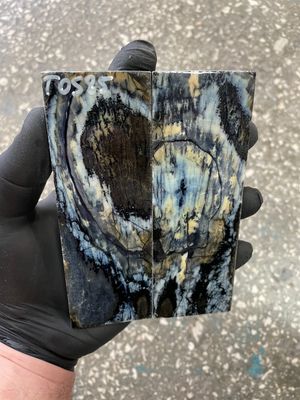 Mammoth tooth scales pair stabilized for knifehandl 5.23-1.85-0.43 inch TOS85