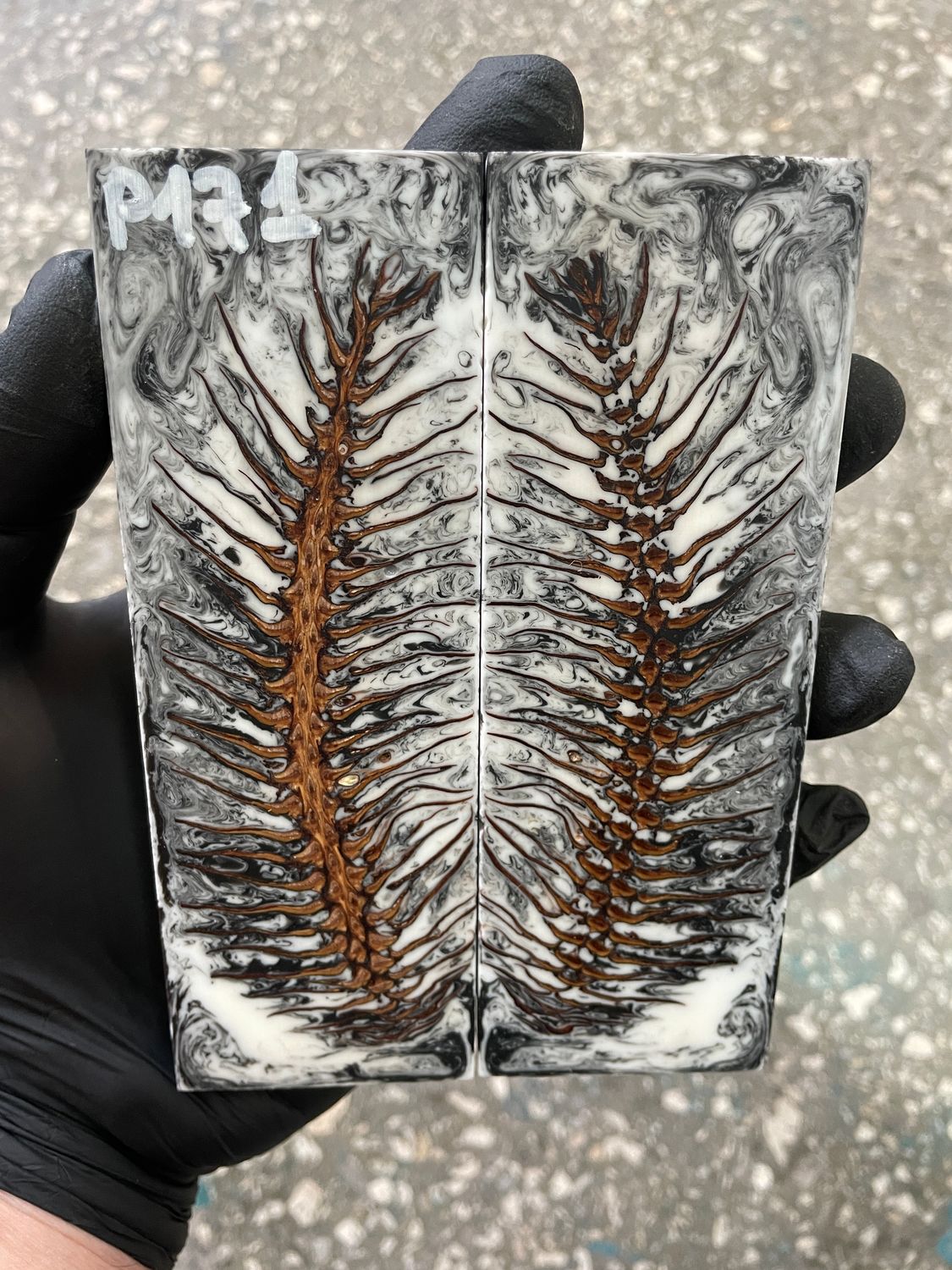 Pinecone in resin scales for knifehandle 5.19-1.73-0.43inch P171