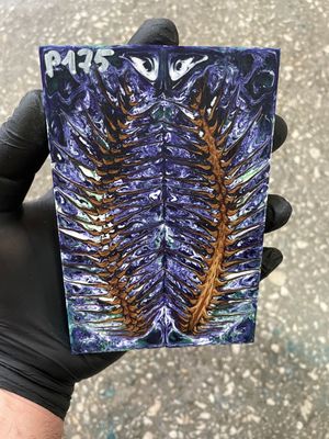 Pinecone in resin scales for knifehandle 5.19-1.73-0.43inch P175