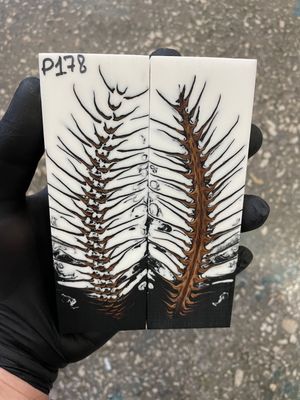 Pinecone in resin scales for knifehandle 5.19-1.73-0.43inch P178