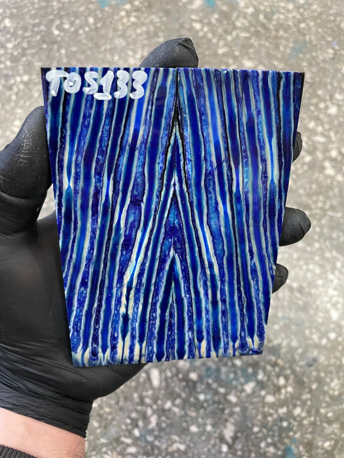 Mammoth tooth scales pair stabilized for knifehandl 5.23-1.81-0.39 inch TOS133