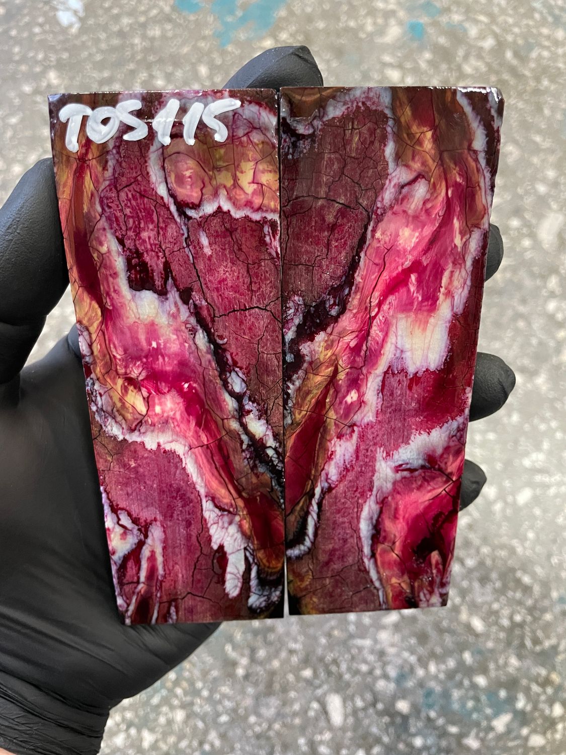 Mammoth tooth scales pair stabilized for knifehandl 5.19-1.73-0.43 inch TOS115