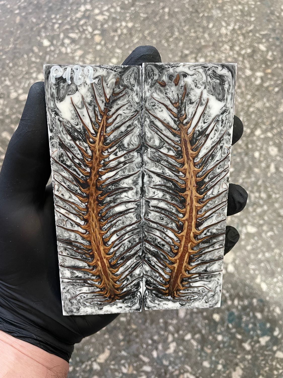 Pinecone in resin knife scales 5.19-1.73-0.43inch P182