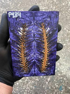 Pinecone in resin knife scales 5.19-1.73-0.43inch P184