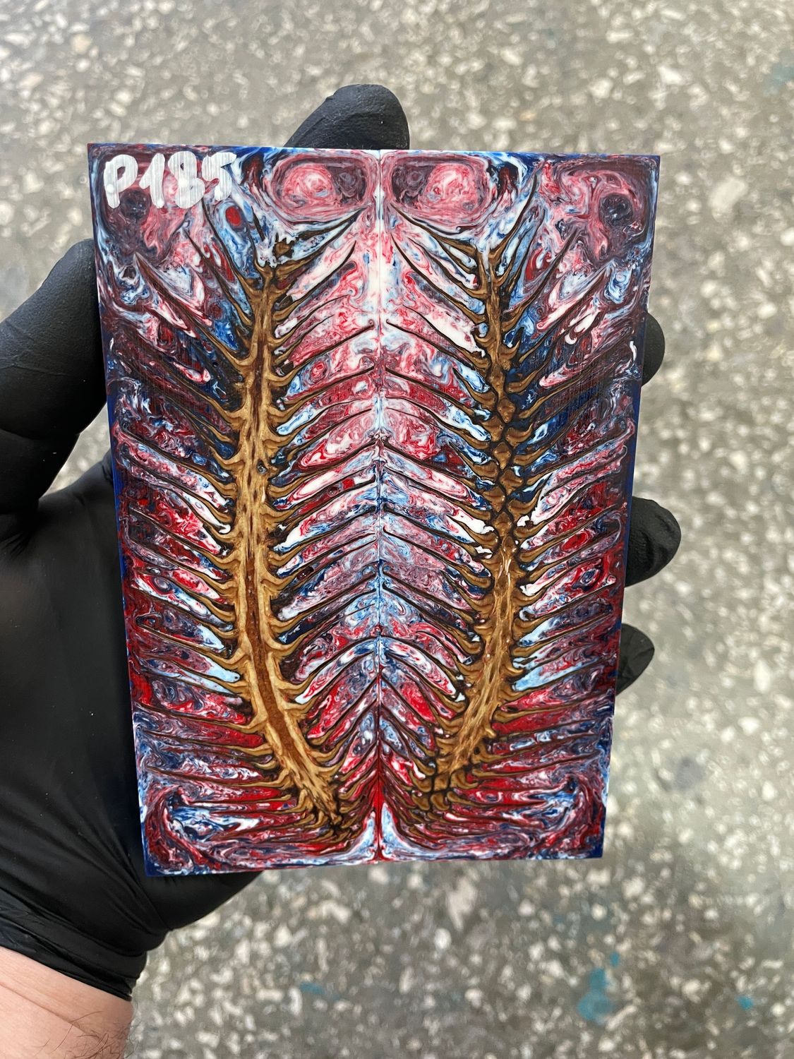 Pinecone in resin knife scales 5.19-1.73-0.43inch P185