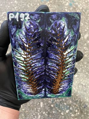 Pinecone in resin knife scales 5.19-1.73-0.43inch P197