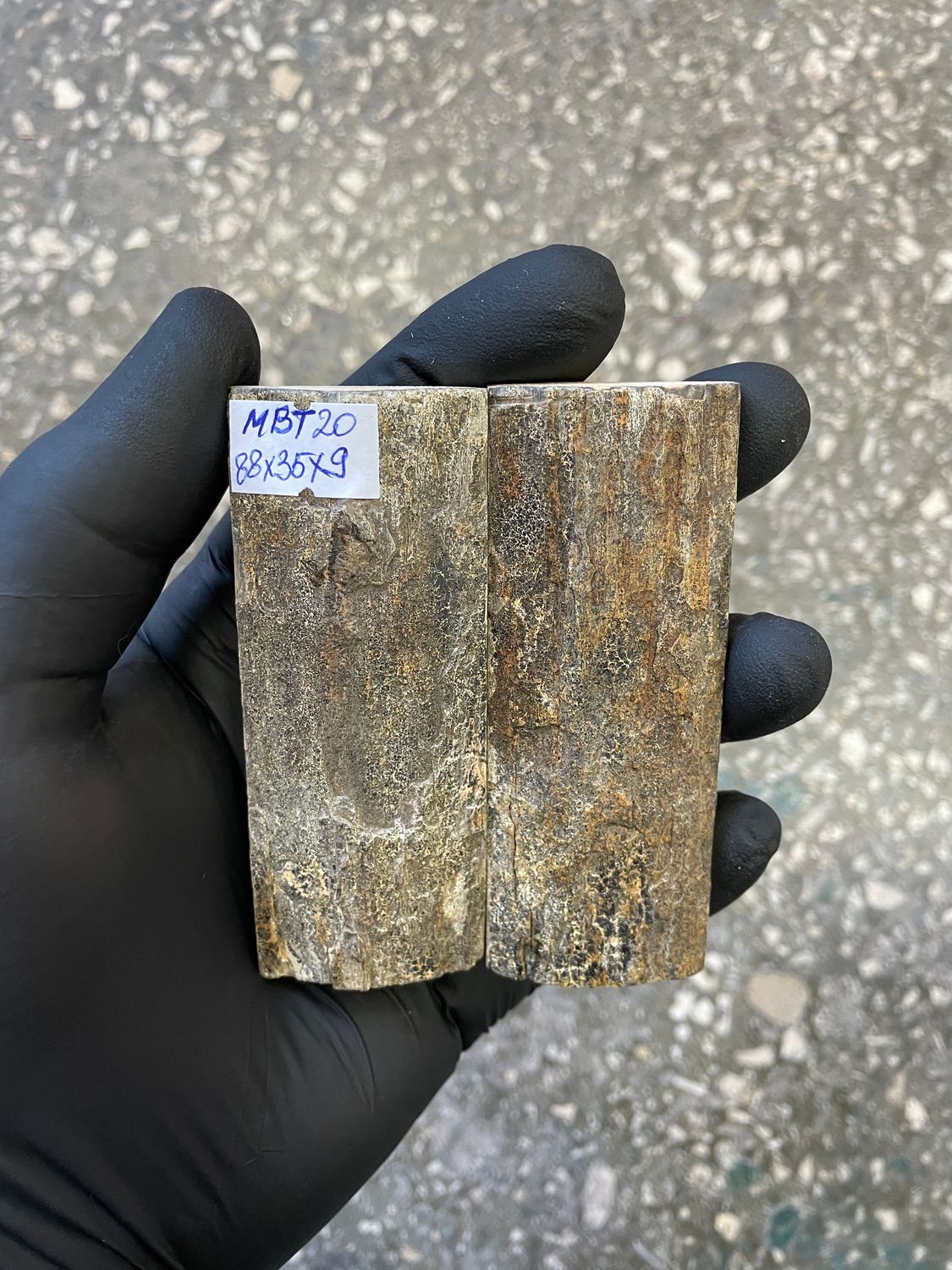 mammoth bark scales pair for knife handle MBT20