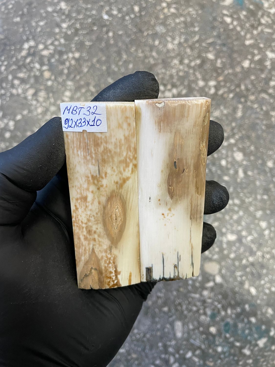 mammoth bark scales pair for knife handle MBT32