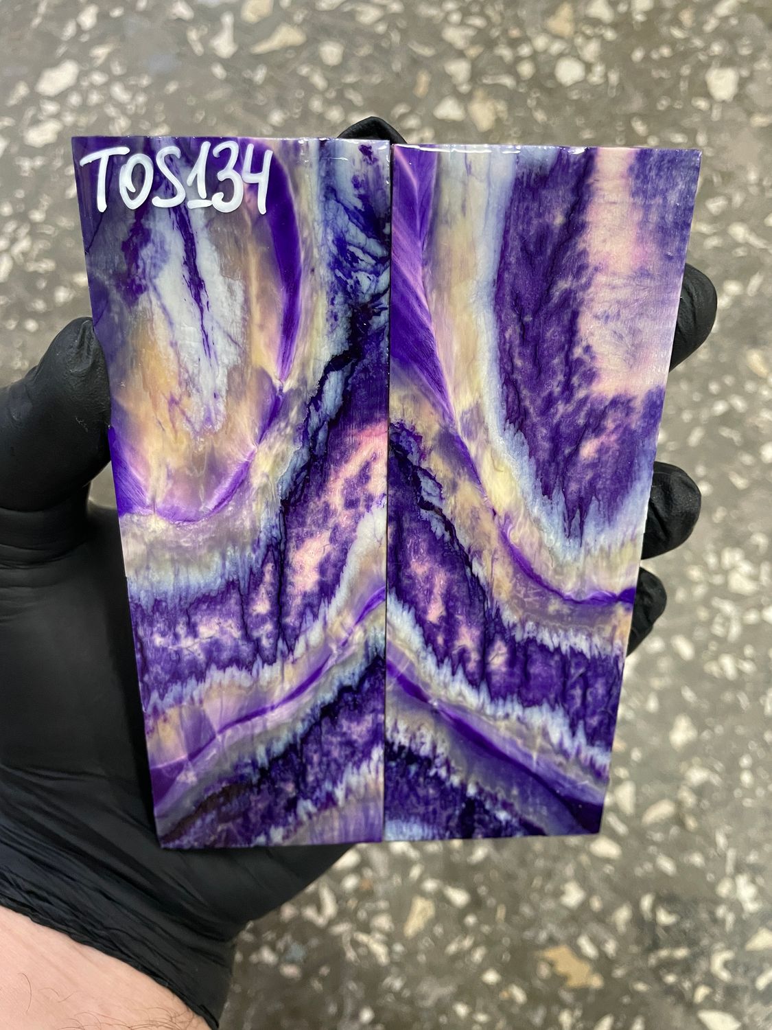 Mammoth tooth scales pair stabilized for knifehandl 5.35-1.81-0.43 inch TOS134