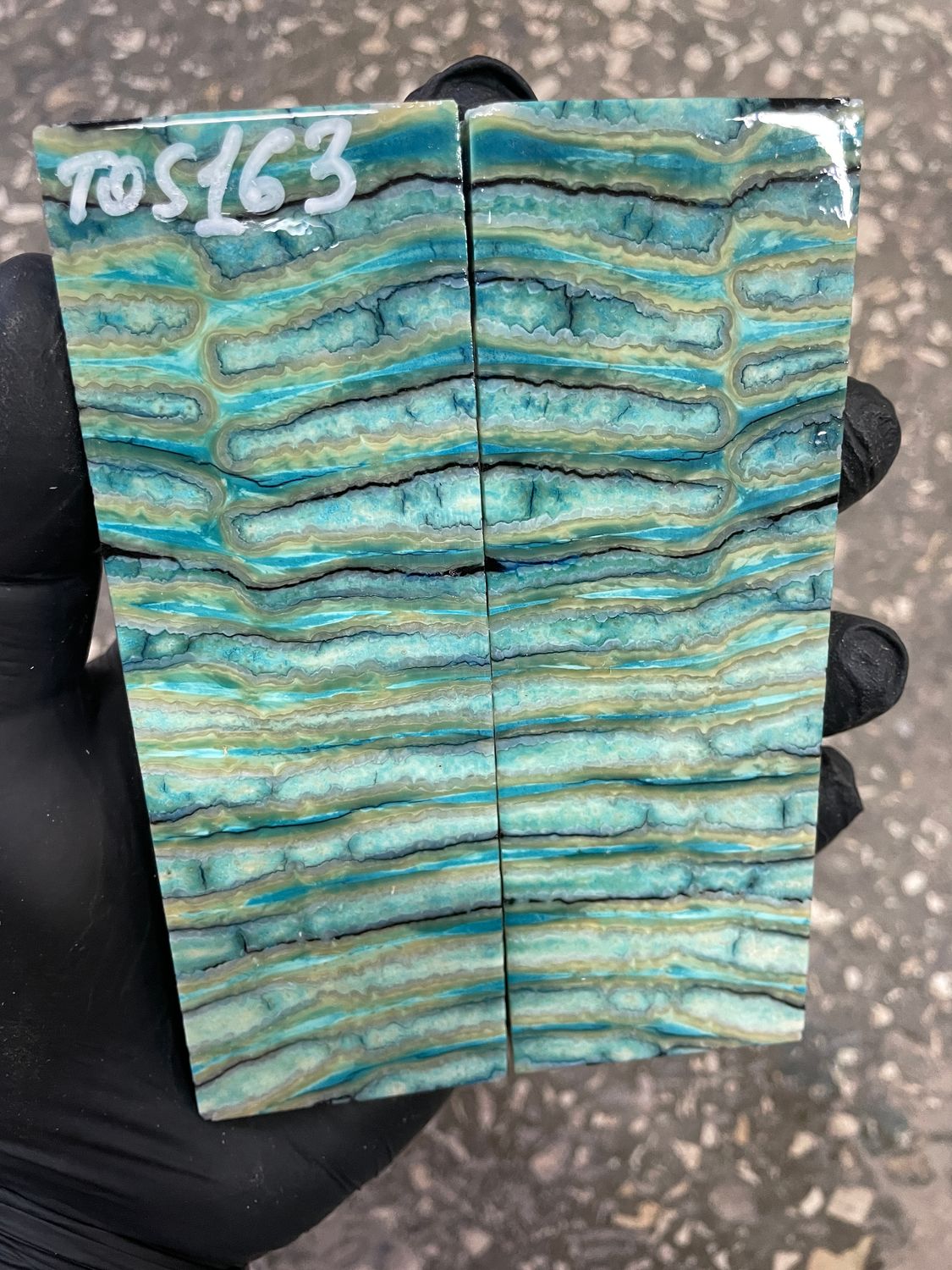 Mammoth tooth scales pair stabilized for knifehandl 5.47-1.85-0.43 inch TOS163