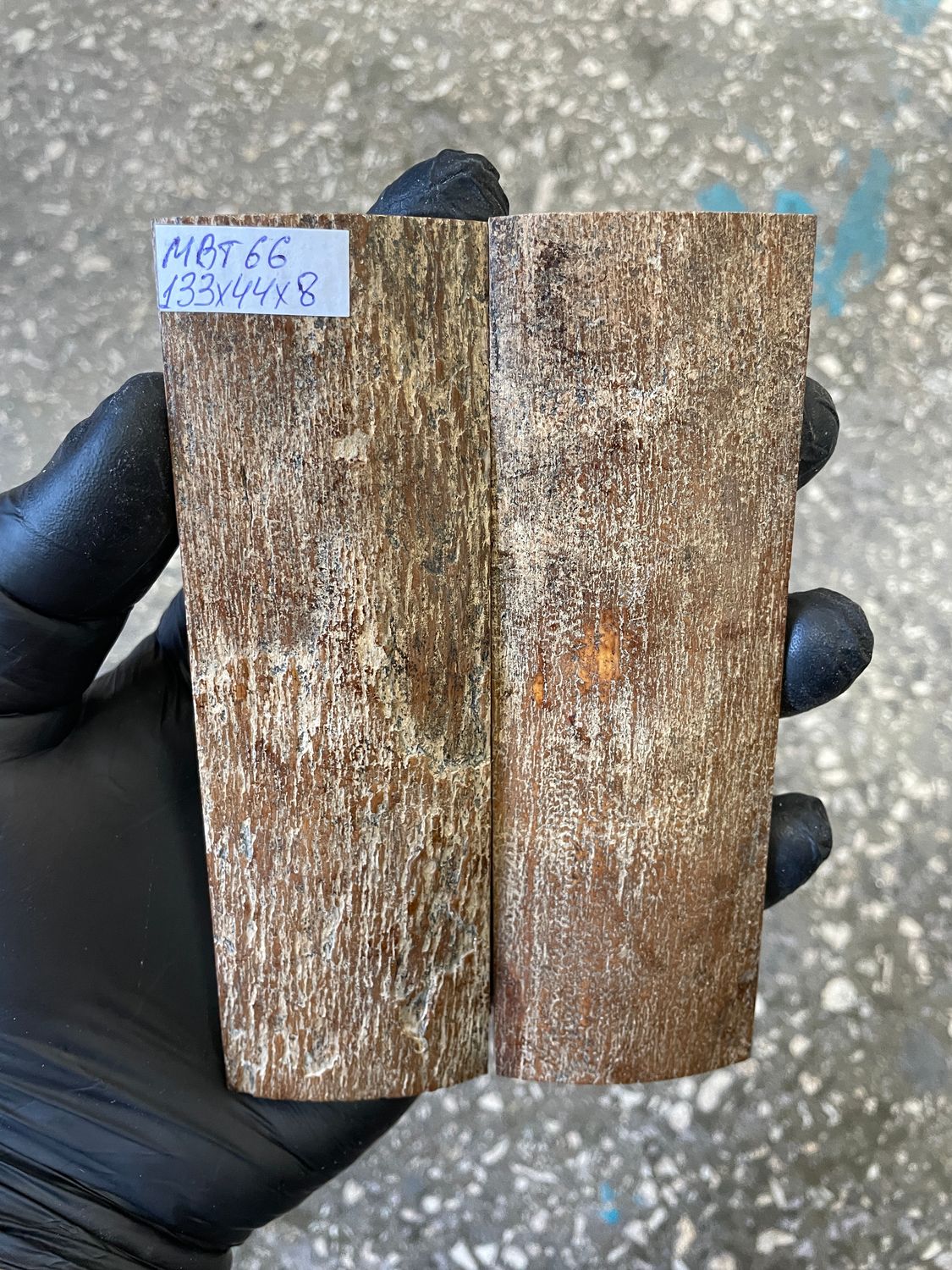 
mammoth bark scales pair for knife handle MBT66