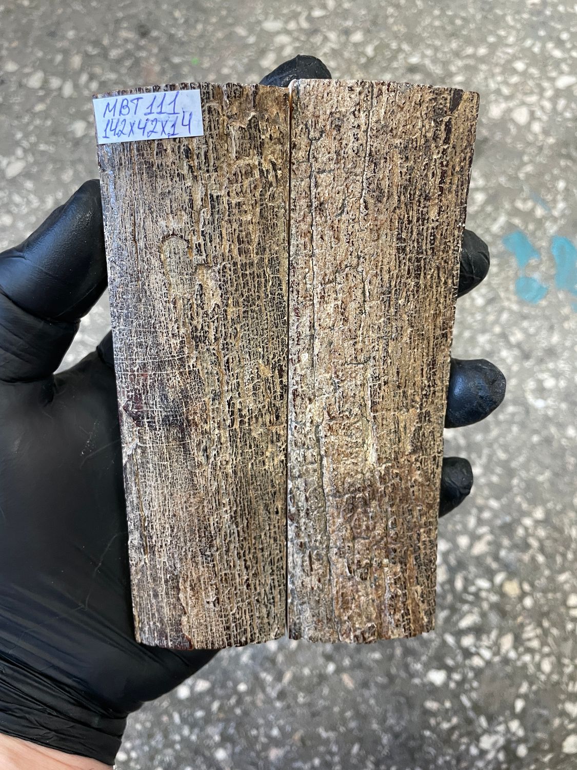 mammoth bark scales pair for knife handle MBT111