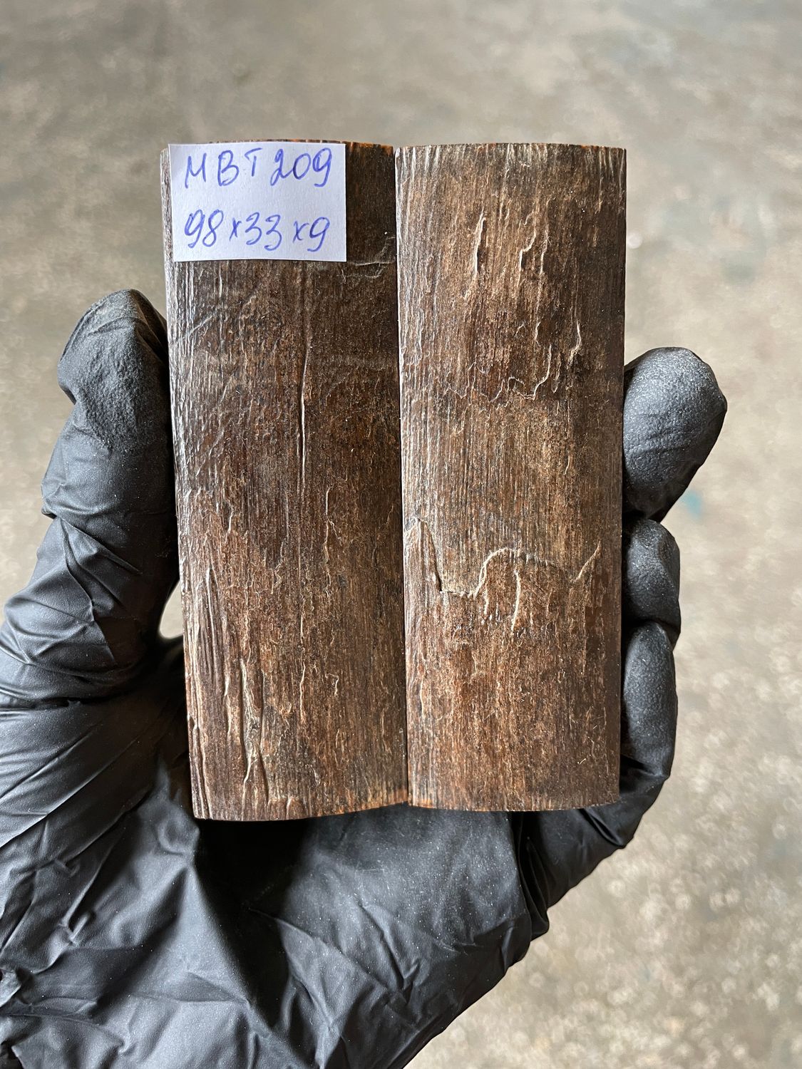 mammoth bark scales pair for knife handle MBT209