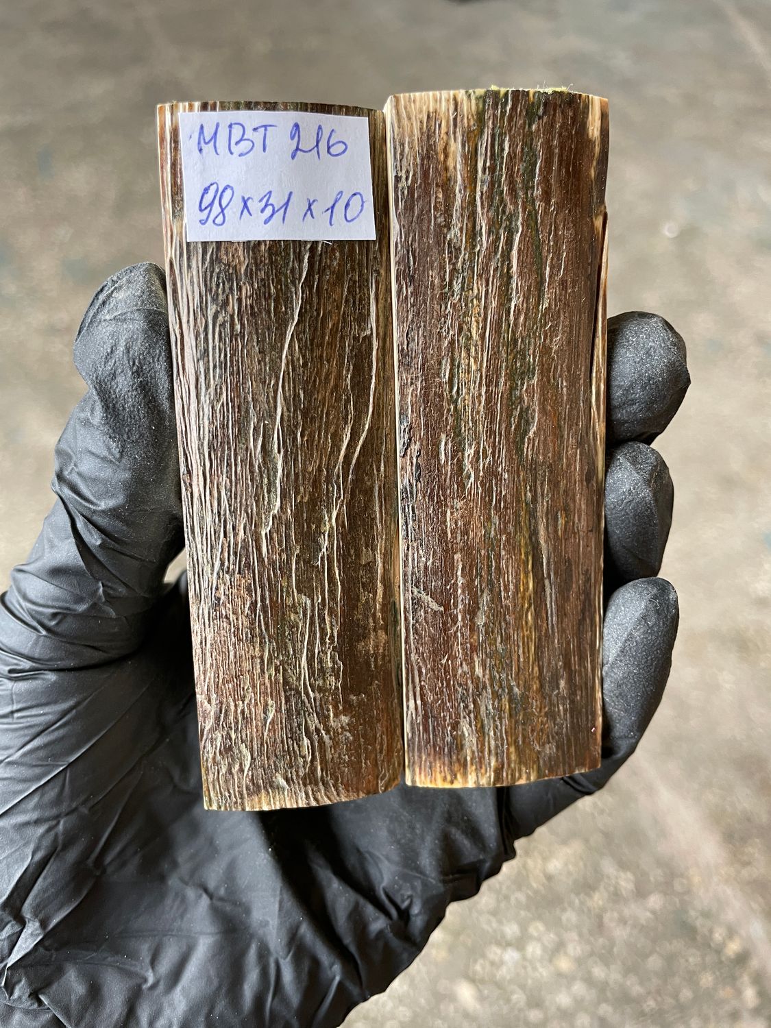 mammoth bark scales pair for knife handle MBT216