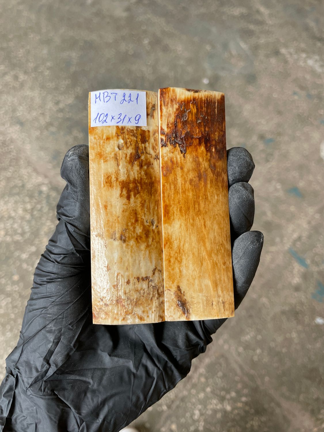 mammoth bark scales pair for knife handle MBT221