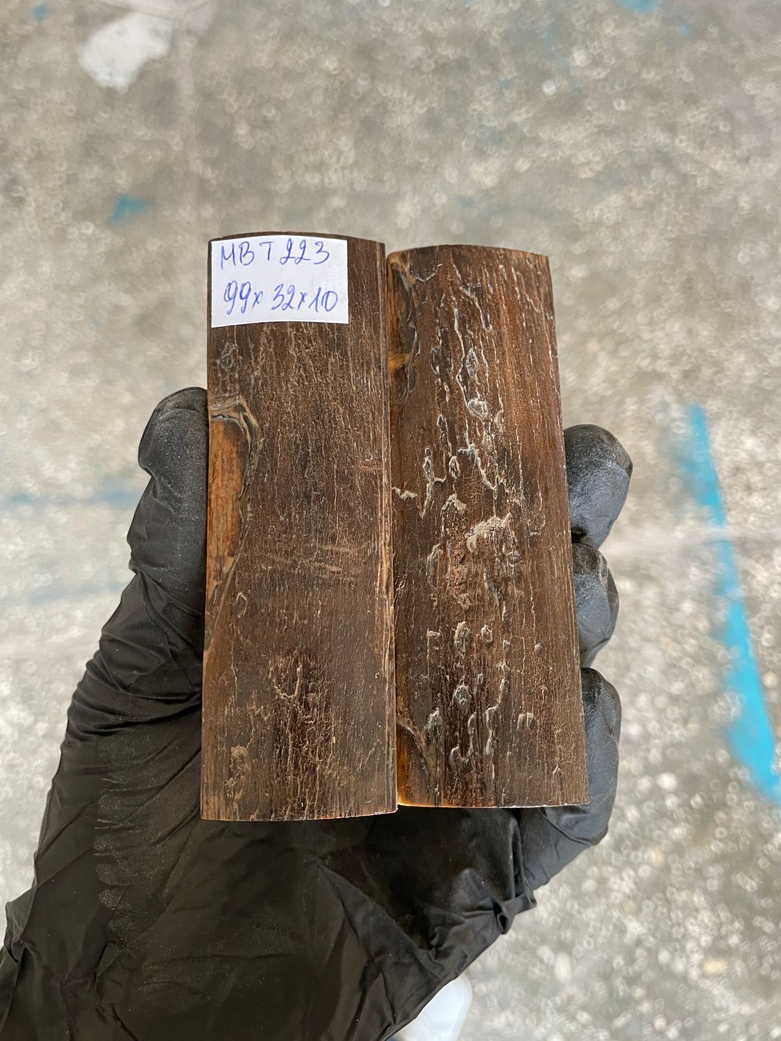 mammoth bark scales pair for knife handle MBT223