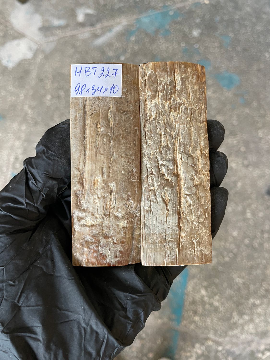mammoth bark scales pair for knife handle MBT227