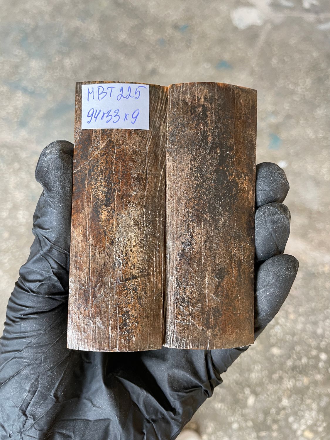 mammoth bark scales pair for knife handle MBT225