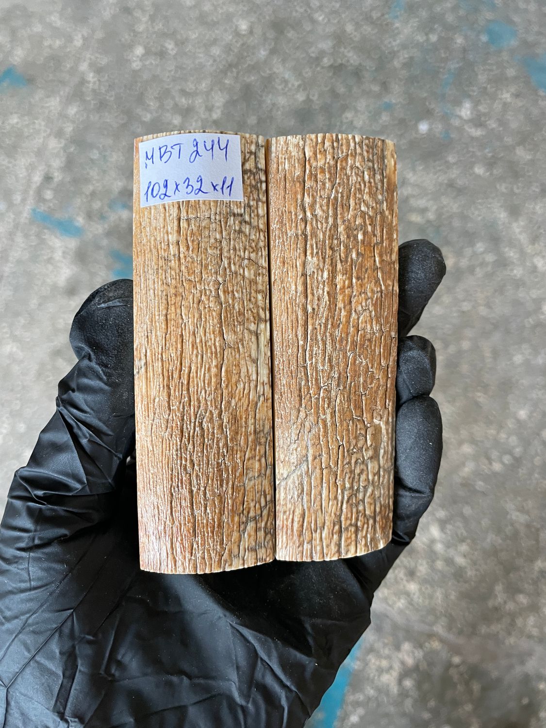mammoth bark scales pair for knife handle MBT244