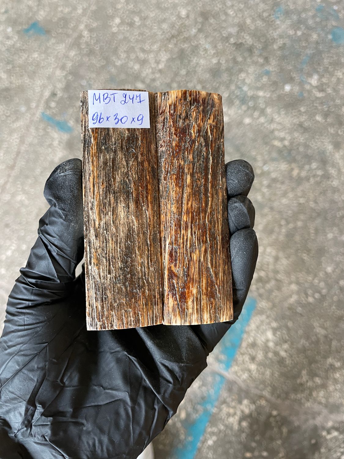 mammoth bark scales pair for knife handle MBT247
