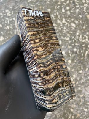 Mammoth Tooth Knife Block – Fossil Stabilized Handle Material 5.11-1.81-1.06 inch TTH39