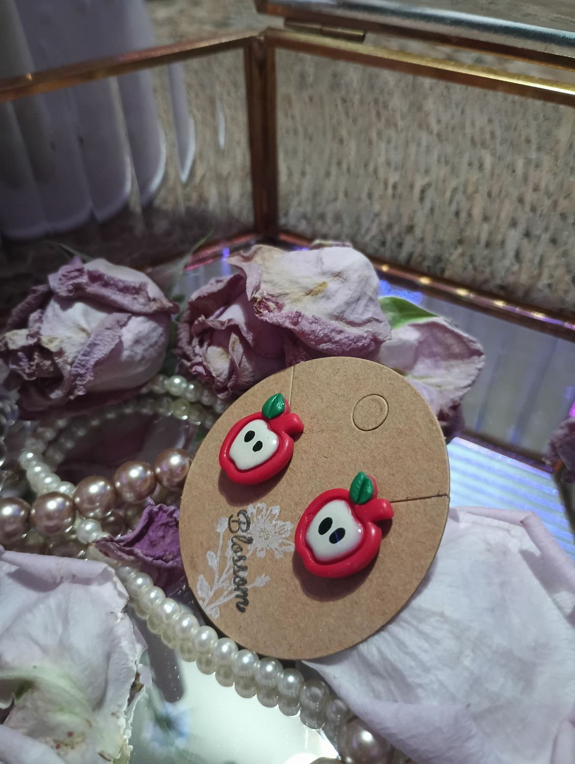 Red Delicious Apple Studs