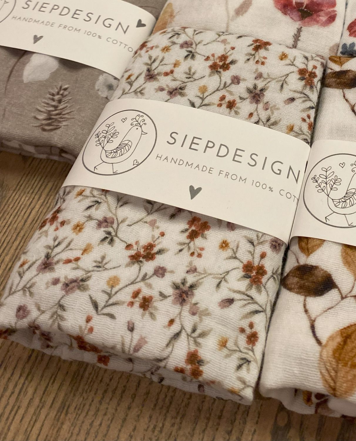 Koseklut med bitering i bøk - Småblomster